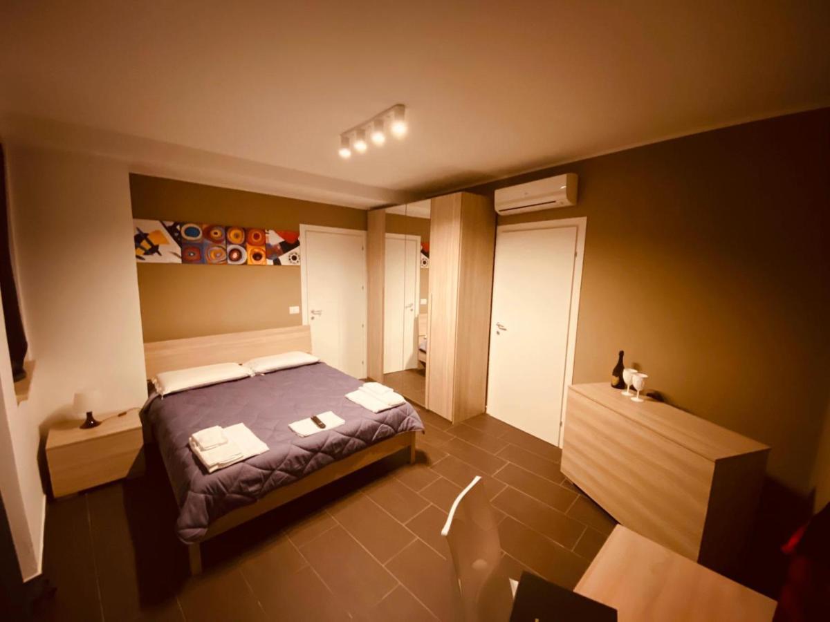 Hh Hermoso Housing Valenza Eksteriør billede