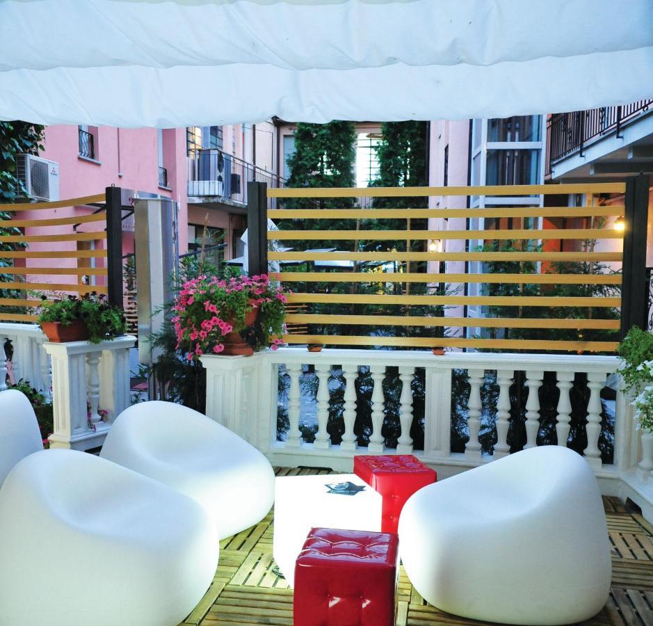 Hh Hermoso Housing Valenza Eksteriør billede